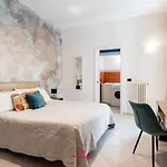 Barirooms Piccinni Pensiune