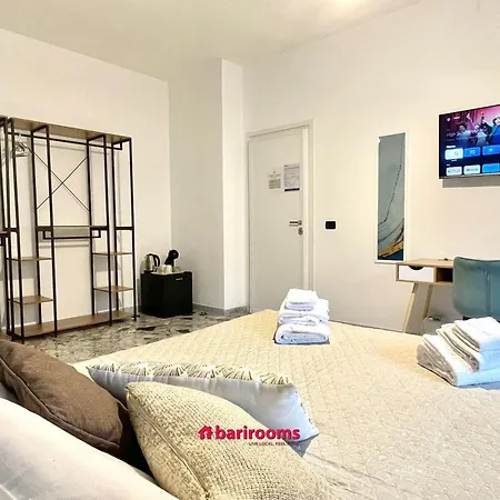 Barirooms Piccinni バーリ
