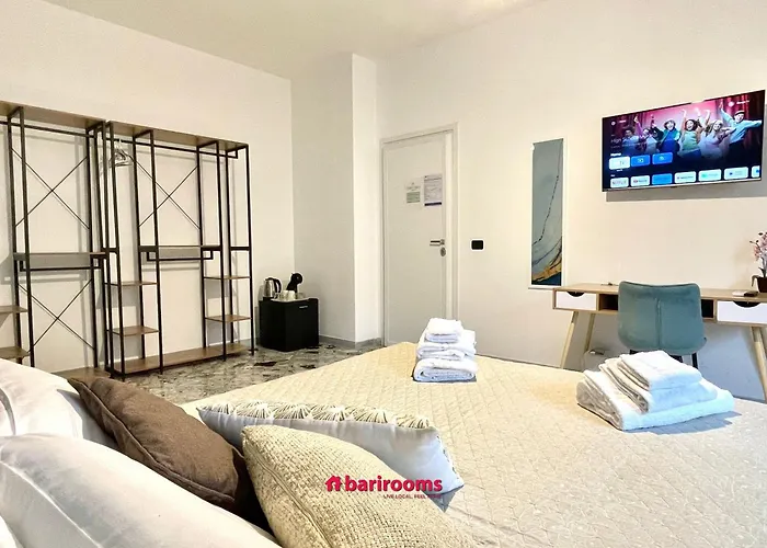 Barirooms Piccinni Бари