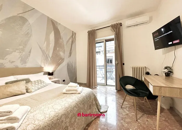 Barirooms Piccinni * バーリ